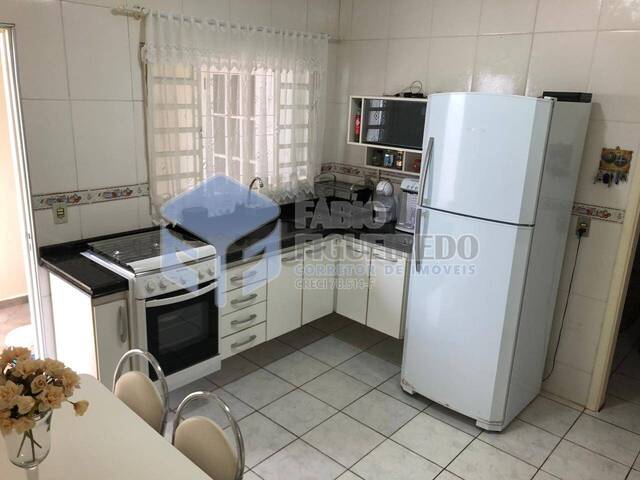 #797 - Casa para Venda em Limeira - SP - 2